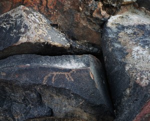 גסטון צבי איצקוביץ, חרותות סלע, 2017, הזרקת דיו פיגמנטי, 72'60 סמ