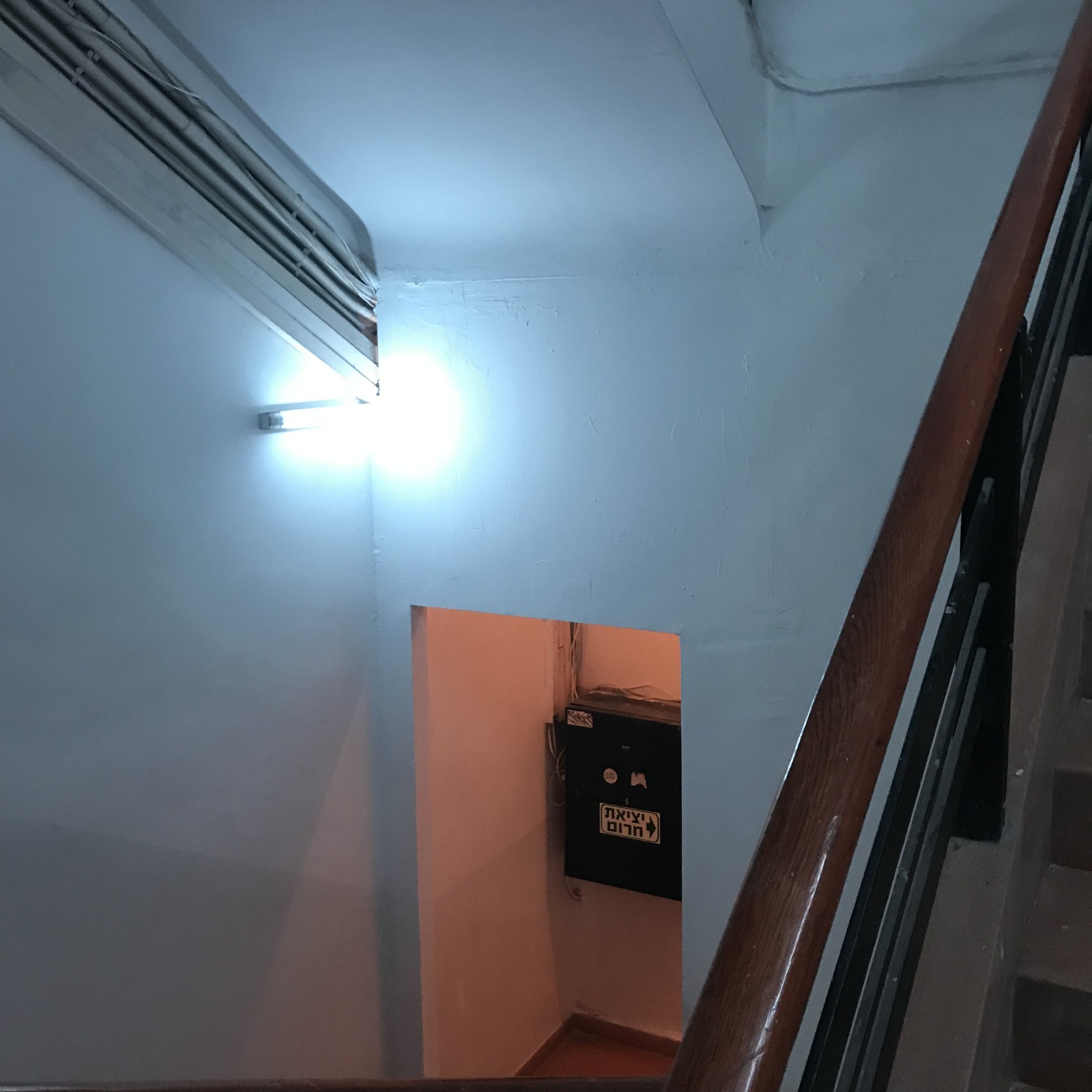 Omer Sheizaf Cutscene Plaster walls, aluminium, LED strips, networking cables, window wallpaper, DMX Decoders, Plastic